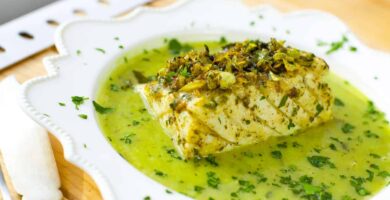 Cod in green sauce